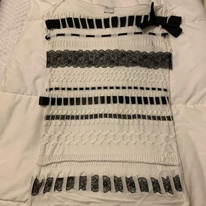 VALENTINO bow/lace body fit top